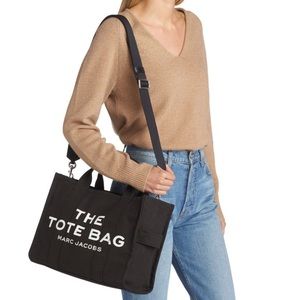 MARC JACOBS The Small Tote Bag